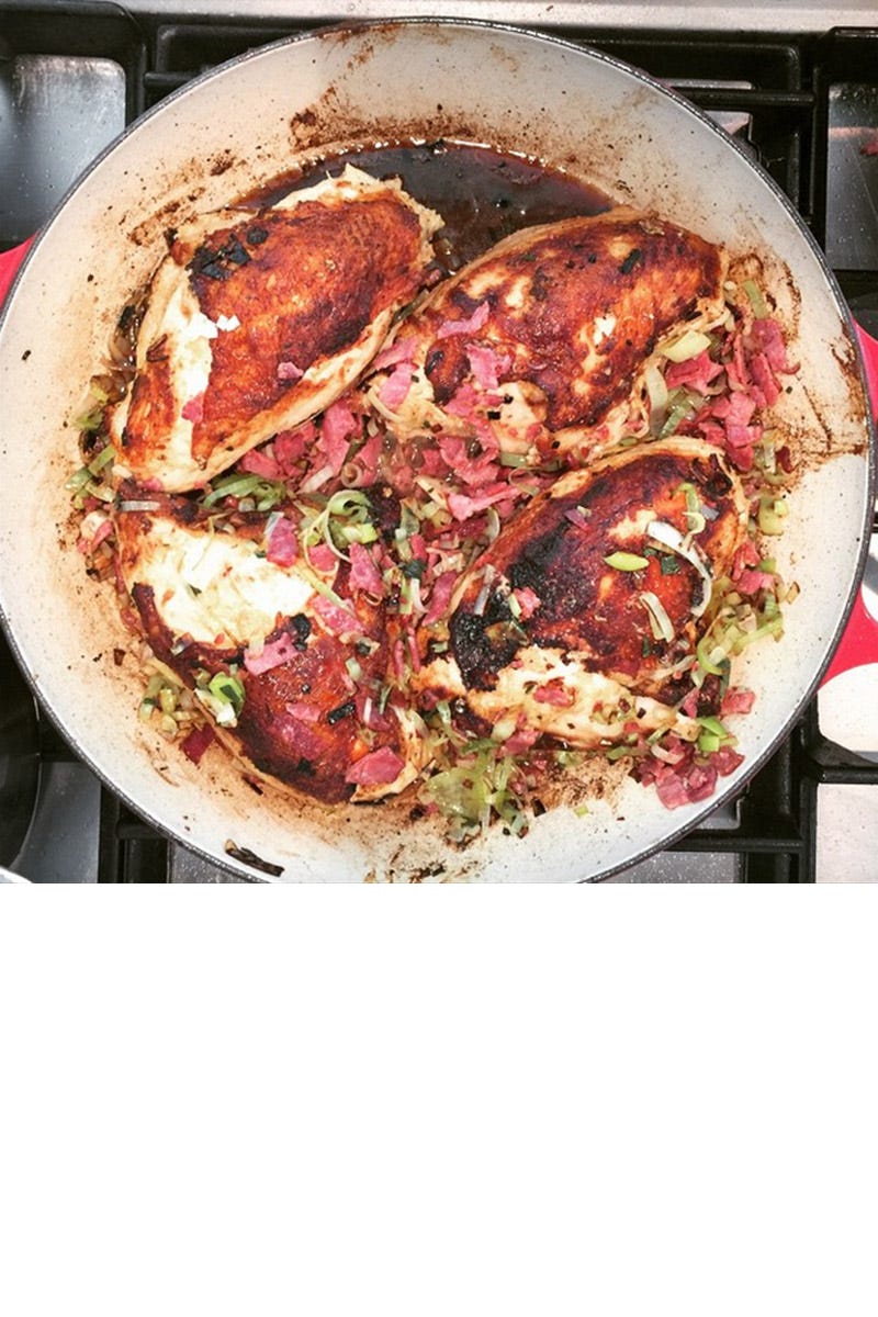 The actress braised chicken with leeks and turkey bacon for a perfect Sunday dinner. <a target="_blank" href="https://instagram.com/therealalil">@therealalil</a>