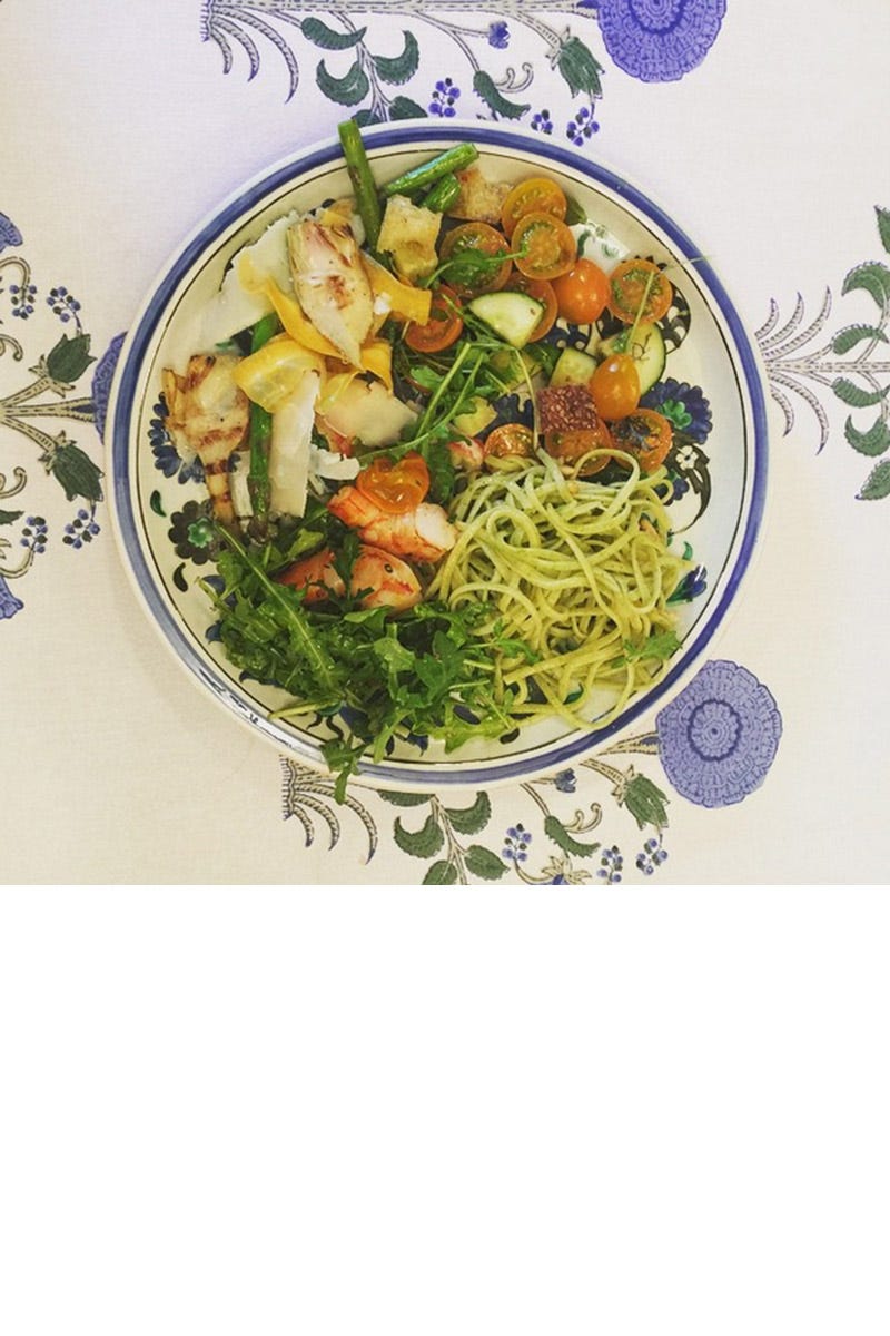 The designer filled her plate with color with this mix of pasta, shrimp and veggies. <a target="_blank" href="https://instagram.com/toryburch/">@toryburch</a>