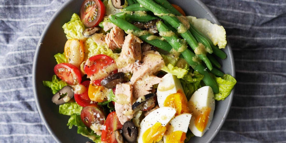 NiÃ§oise-Style Chopped Salad