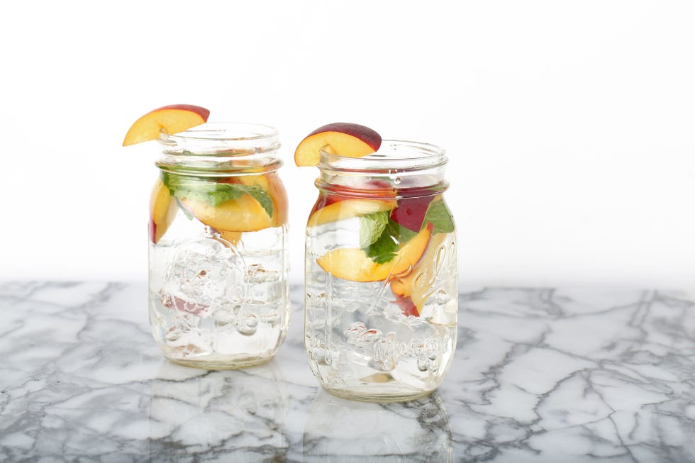 Peach mint water