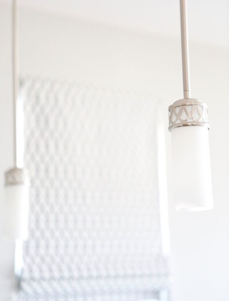 Delish-Rosanna-Pansino-Tour-lights