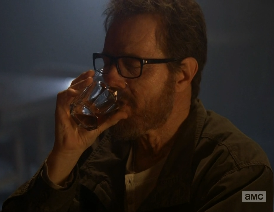 Eyewear, Vision care, Glasses, Glass, Drink, Drinking, Tableware, Alcohol, Alcoholic beverage, Drinkware, 