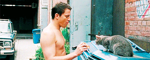 Channing Tatum Eats Pizza with a Cat