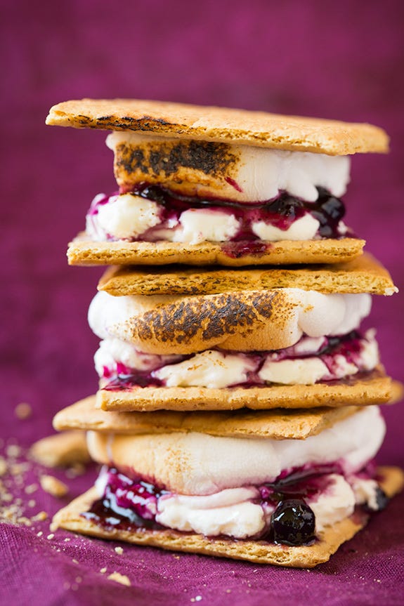 blueberry-cheesecake-smores2-srgb.