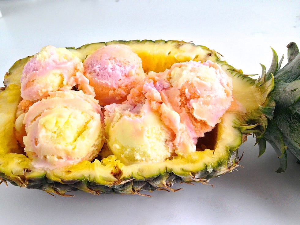 delish-pineapple-bowl-2