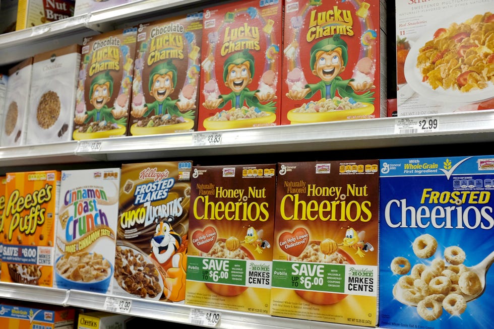 Cuisine, Ingredient, Convenience food, Vegetarian food, Breakfast, Animated cartoon, Meal, Breakfast cereal, Snack, Advertising, 