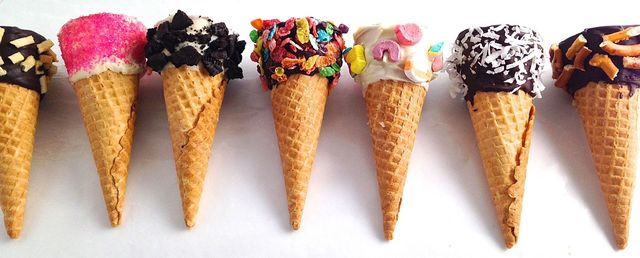 How to Decorate Ice Cream Cones - Dipped Ice Cream Cone Recipes