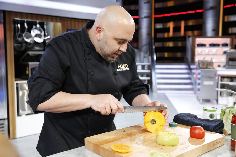 Duff Goldman chops vegetables on Food Fighters