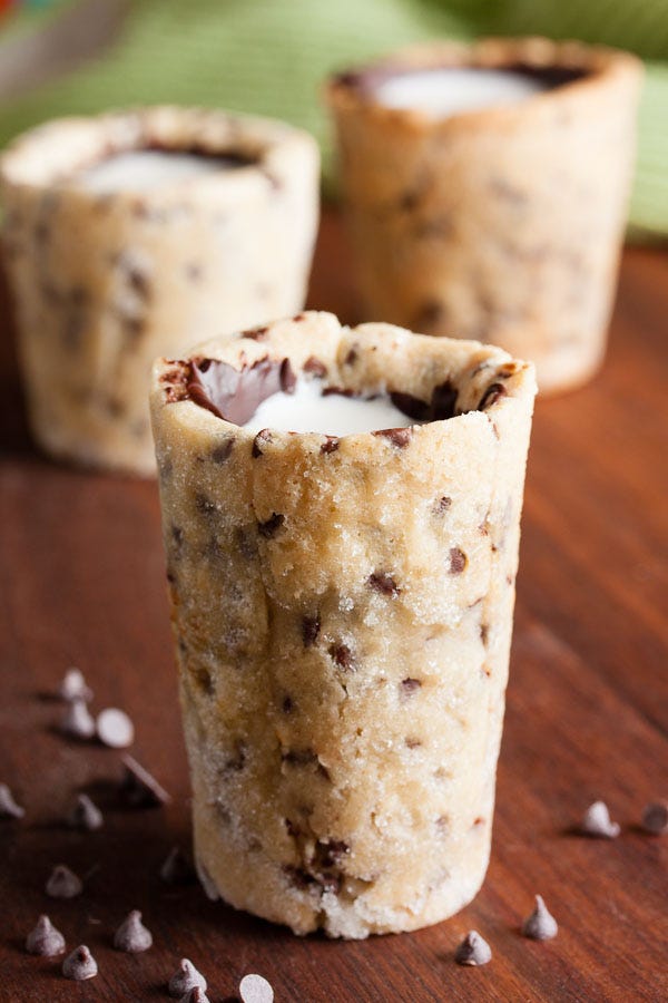 <p>Take your milk and cookie game to the next level in these cookie shot glasses. Serve 'em up with classic milk, or make them for adults-only by filling with <a target="_blank" href="http://www.drinksmixer.com/drink3650.html">mudslides</a>.</p>
<p> <!--StartFragment-->Get the recipe at <a target="_blank" href="http://wannacomewith.com/2014/03/cookie-shot-glasses/">Wanna Come With?</a><!--EndFragment--></p>
