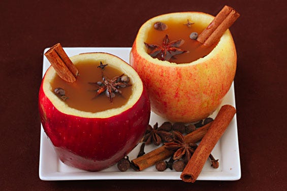 Apple Cider Cups <p>This year serve your <a target="_blank" href="http://www.countryliving.com/food-drinks/recipes/a1033/hot-spiced-cider-3139/">holiday hot apple cider</a> in cored apples. The apples soak up the beverage, giving them that delicious holiday spiced flavor. They're a drink <em>and</em> a snack!</p>
<p>Tip: Make sure to squeeze some lemon juice in your cored apples so they don't brown.</p>
<p>Get the recipe at <a target="_blank" href="http://www.gimmesomeoven.com/apple-cider-cups/">Gimme Some Oven</a>.</p>