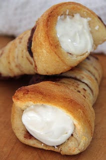 Cinnamon Bun Cone