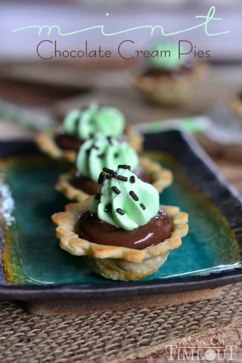 Food, Cuisine, Finger food, Ingredient, Serveware, Canapé, Dessert, Dish, Baked goods, Recipe, 