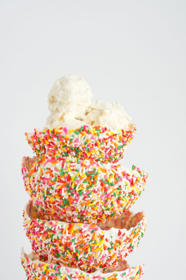 Cuisine, Sweetness, Food, Ingredient, Dessert, Sprinkles, Confectionery, Baked goods, Recipe, Finger food, 