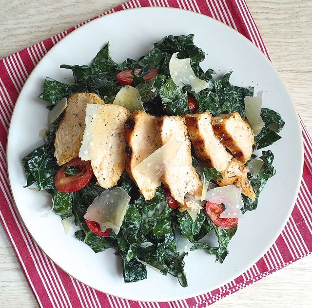 Kale Caesar Salad With Grilled Chicken How To Make Kale Caesar Salad 