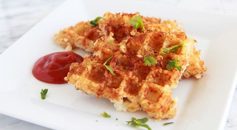 Hash Browns in the Waffle Maker from tater tots! (Plus a healthier