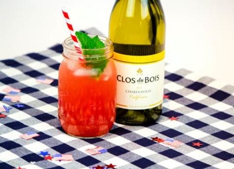Liquid, Green, Bottle, Textile, Produce, Drink, Pattern, Glass bottle, Linens, Ingredient, 