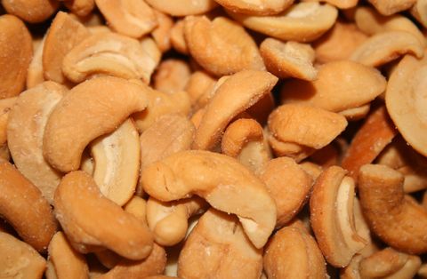 Food, Cuisine, Cashew family, Ingredient, Nuts & seeds, Produce, Sweetness, Snack, Nut, Dried fruit, 