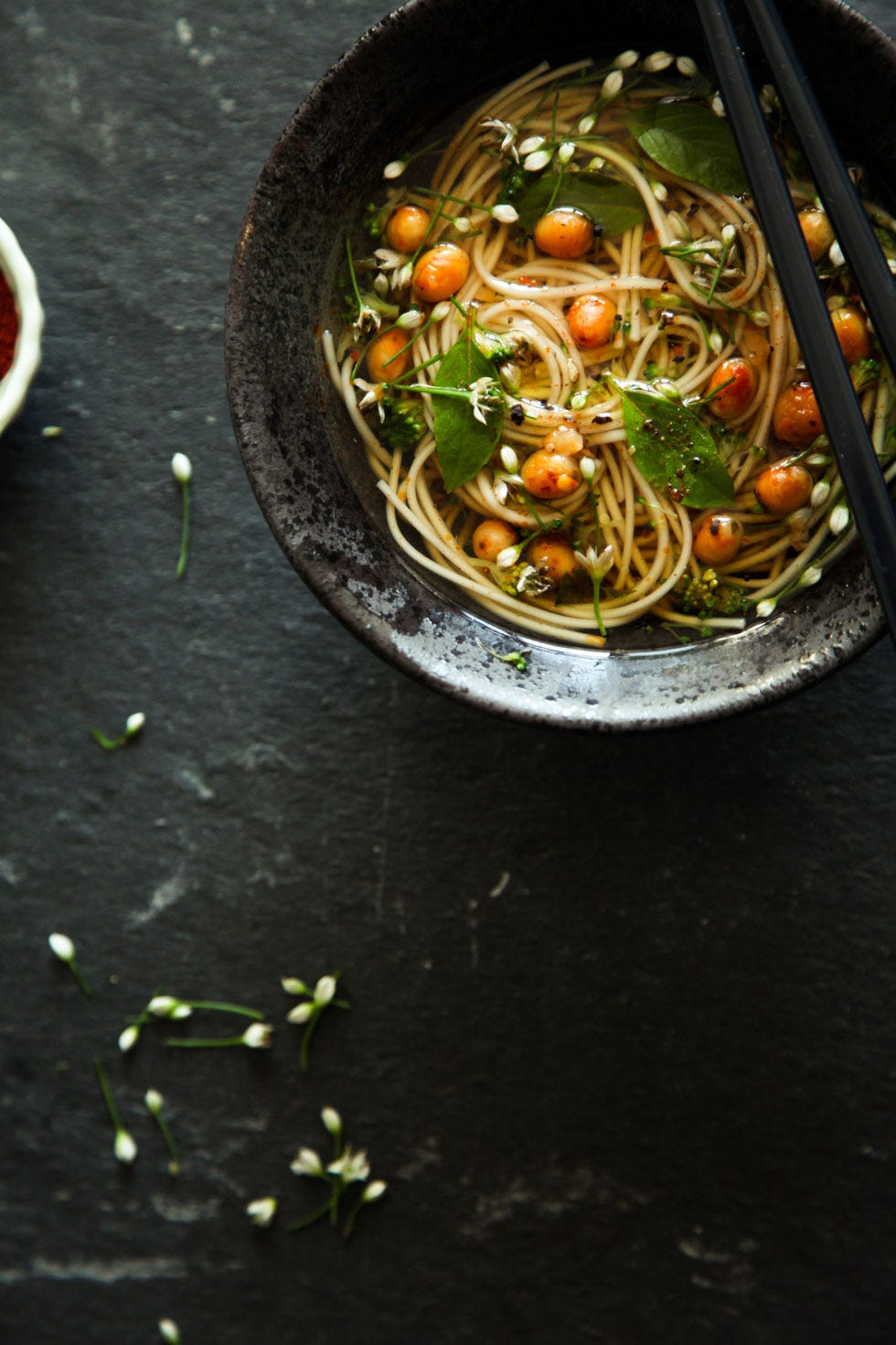 Food, Soup, Cuisine, Ingredient, Noodle, Produce, Chinese noodles, Tableware, Recipe, Bowl, 