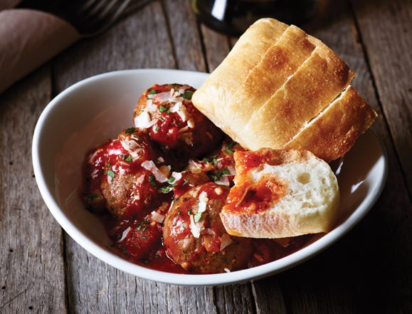 Food, Cuisine, Finger food, Dish, Tableware, Bread, Meal, Baked goods, Breakfast, Recipe, 