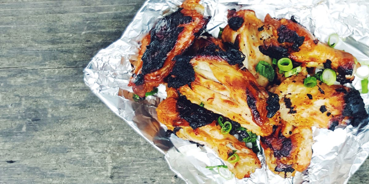 Foil Pack Sriracha Honey Wings 