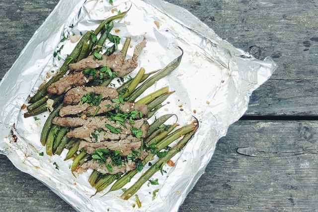 best-foil-pack-steak-and-green-bean-stir-fry-recipe-how-to-make-foil-pack-steak-and-green