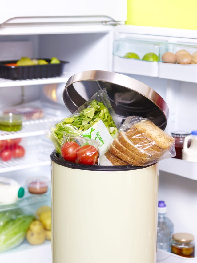 Food, Ingredient, Produce, Natural foods, Small appliance, Meal, Tableware, Kitchen appliance, Food storage containers, Fruit, 
