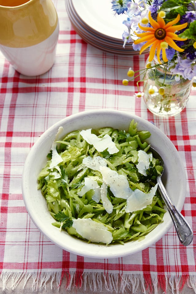 Serveware, Dishware, Food, Ingredient, Leaf vegetable, Vegetable, Bouquet, Petal, Tableware, Salad, Serveware, Dishware, Food, Ingredient, Leaf vegetable, Vegetable, Bouquet, Petal, Tableware, Salad,
