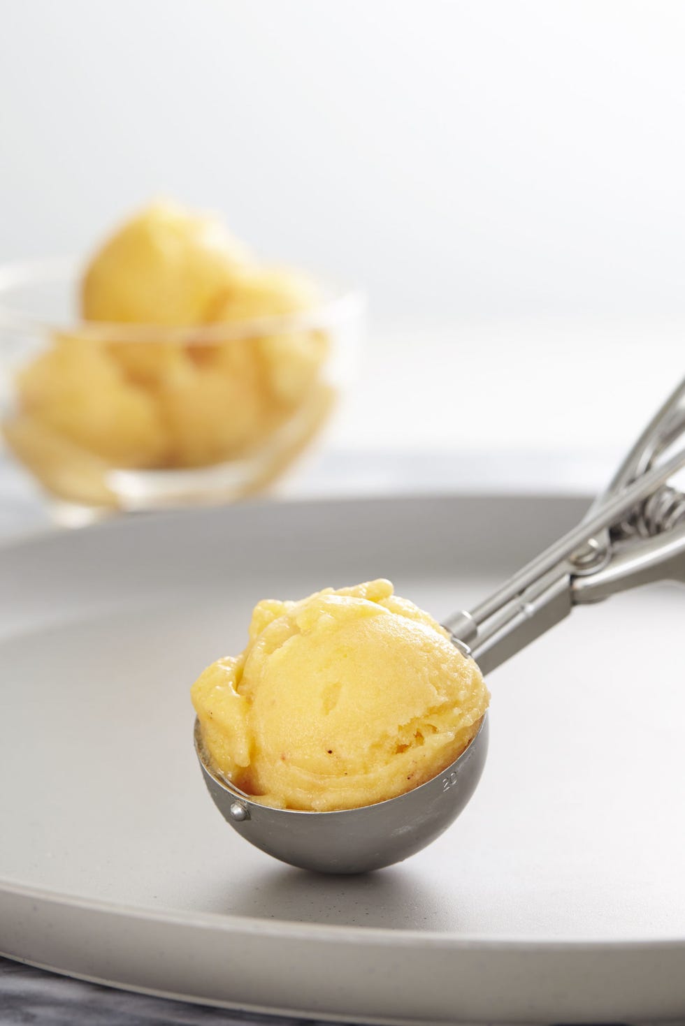 delish-peach-sorbet