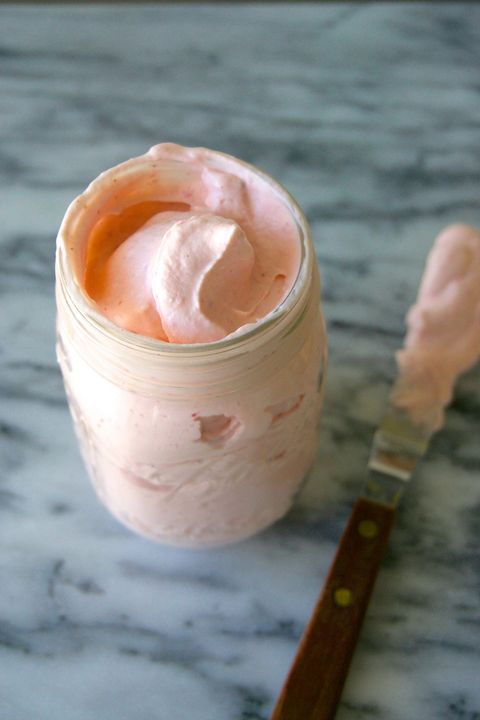 Strawberries and Cream Frosting