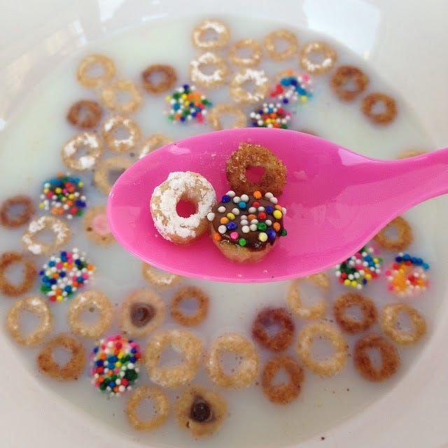Pink, Sweetness, Colorfulness, Dishware, Circle, Confectionery, Dessert, Craft, Body jewelry, Jewelry making, 