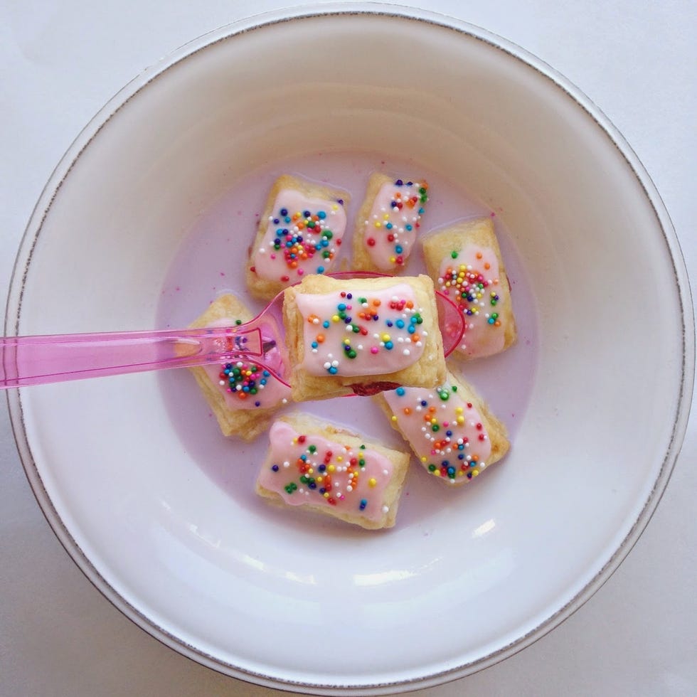 Sweetness, Cuisine, Food, Confectionery, Ingredient, Dessert, Dishware, Finger food, Candy, Recipe, 
