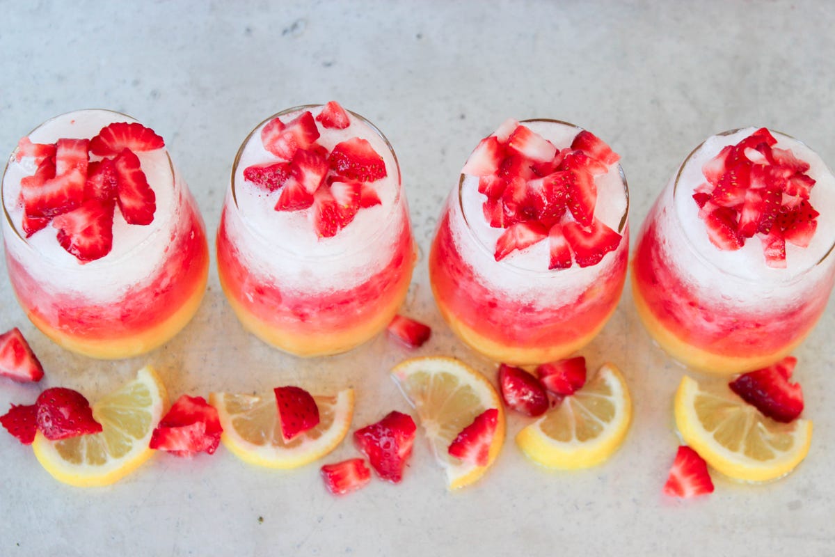 preview for This Spiked Ombre Lemonade Is Perfect In Every Way