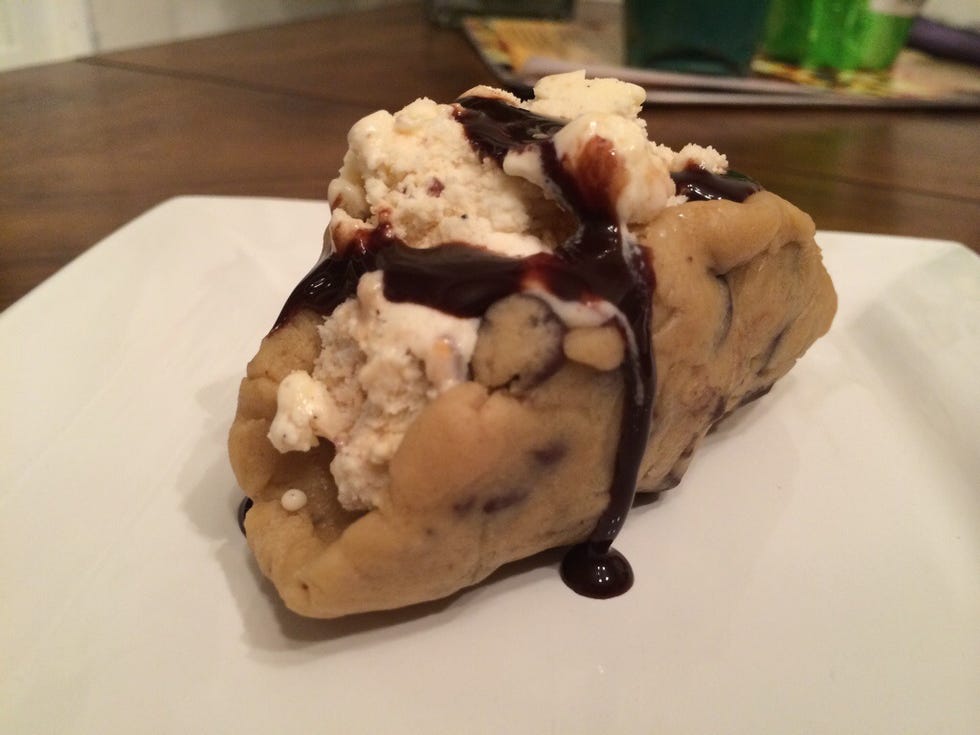Dish, Food, Cuisine, Frozen dessert, Ice cream, Gelato, Ingredient, Dessert, Chocolate ice cream, Chocolate, 
