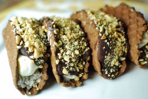 Dish, Food, Cuisine, Cannoli, Ingredient, Baked goods, Produce, Pastry, Finger food, Snack, 