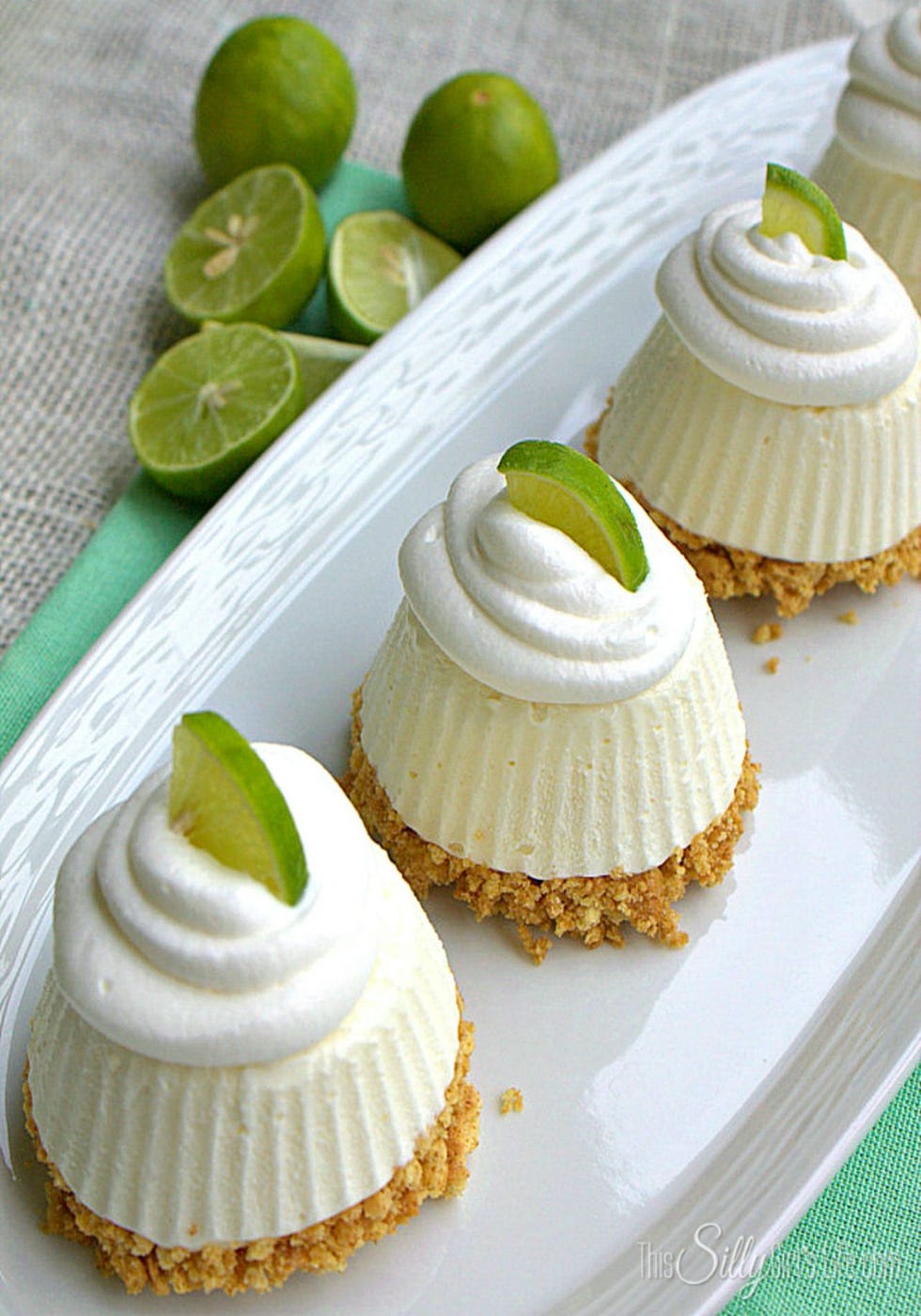 Green, Food, Cuisine, Ingredient, Dessert, Sweetness, Baked goods, Finger food, Fruit, Lemon, 