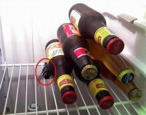 Bottle, Carmine, Drink, Alcoholic beverage, Alcohol, Glass bottle, Wine bottle, Label, Cylinder, Collection, 