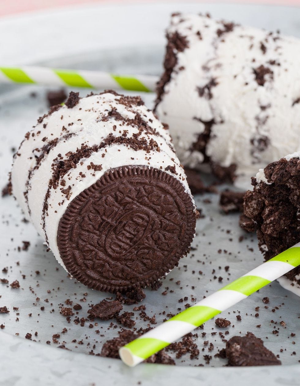 Food, Sweetness, Cuisine, Dessert, Baked goods, Finger food, Ingredient, Chocolate, Confectionery, Snack, 