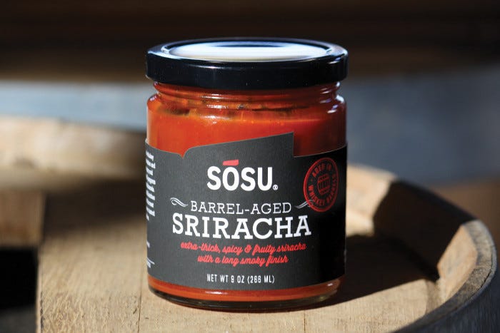 Condiment, Ingredient, Preserved food, Sauces, Coquelicot, Wood stain, Gas, Tin, Lid, Cylinder, 