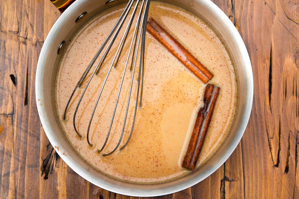 Wood, Peach, Tan, Hardwood, Beige, Kitchen utensil, Wood stain, Copper, 
