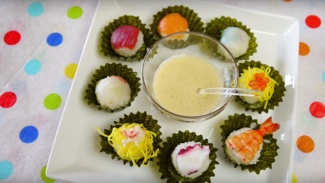 Food, Cuisine, Serveware, Dishware, Ingredient, Meal, Dish, Tableware, Finger food, Produce, 