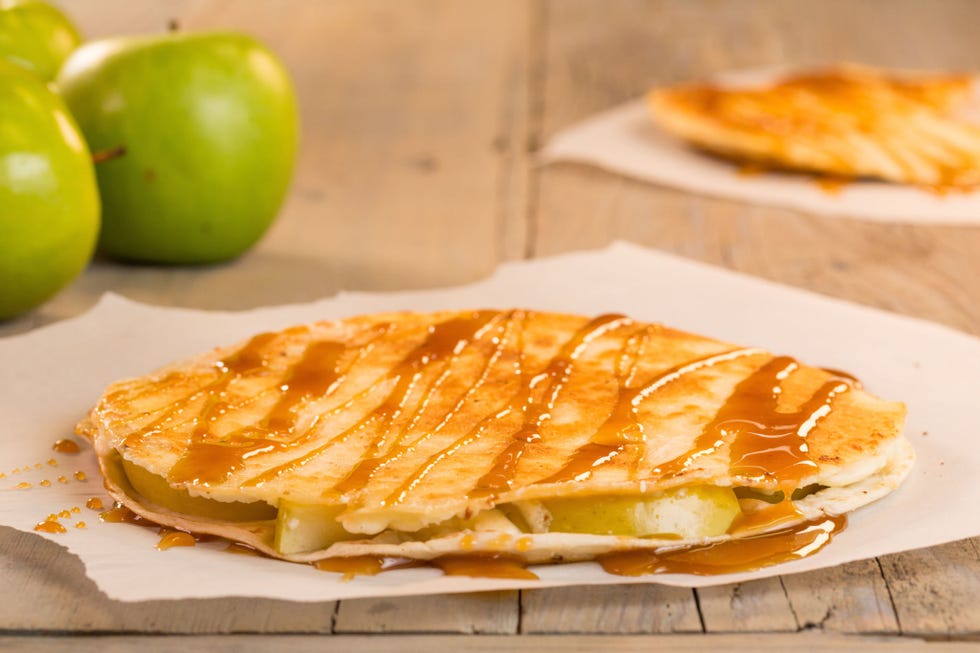 caramel apple cheesecakeadilla