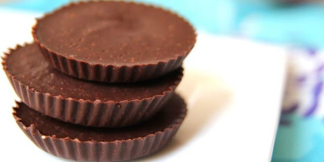 Brown, Food, Dessert, Sweetness, Ingredient, Confectionery, Chocolate, Finger food, Cuisine, Baked goods, 