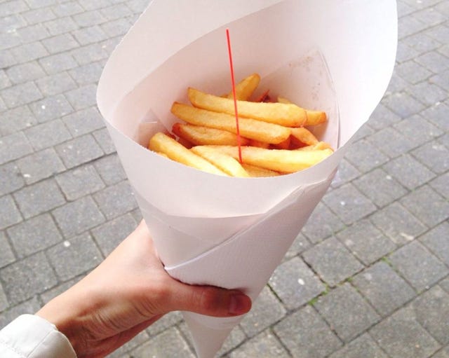 Yellow, Cuisine, Food, Fried food, Dish, French fries, Fast food, Side dish, Snack, Orange, 