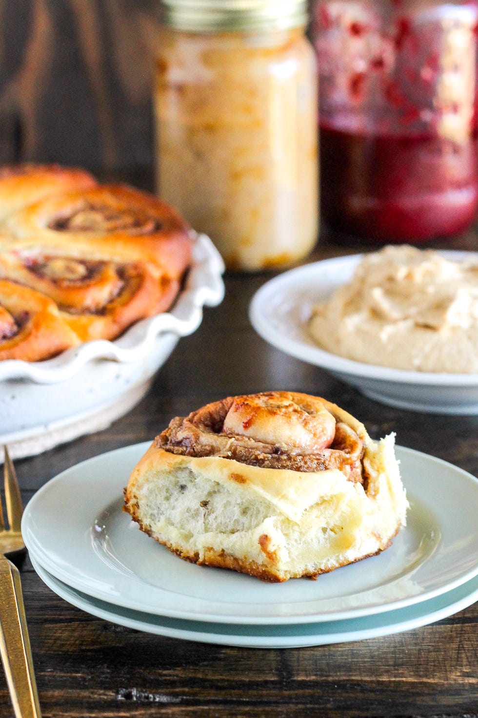Food, Cuisine, Ingredient, Serveware, Dish, Plate, Mason jar, Tableware, Baked goods, Finger food, 