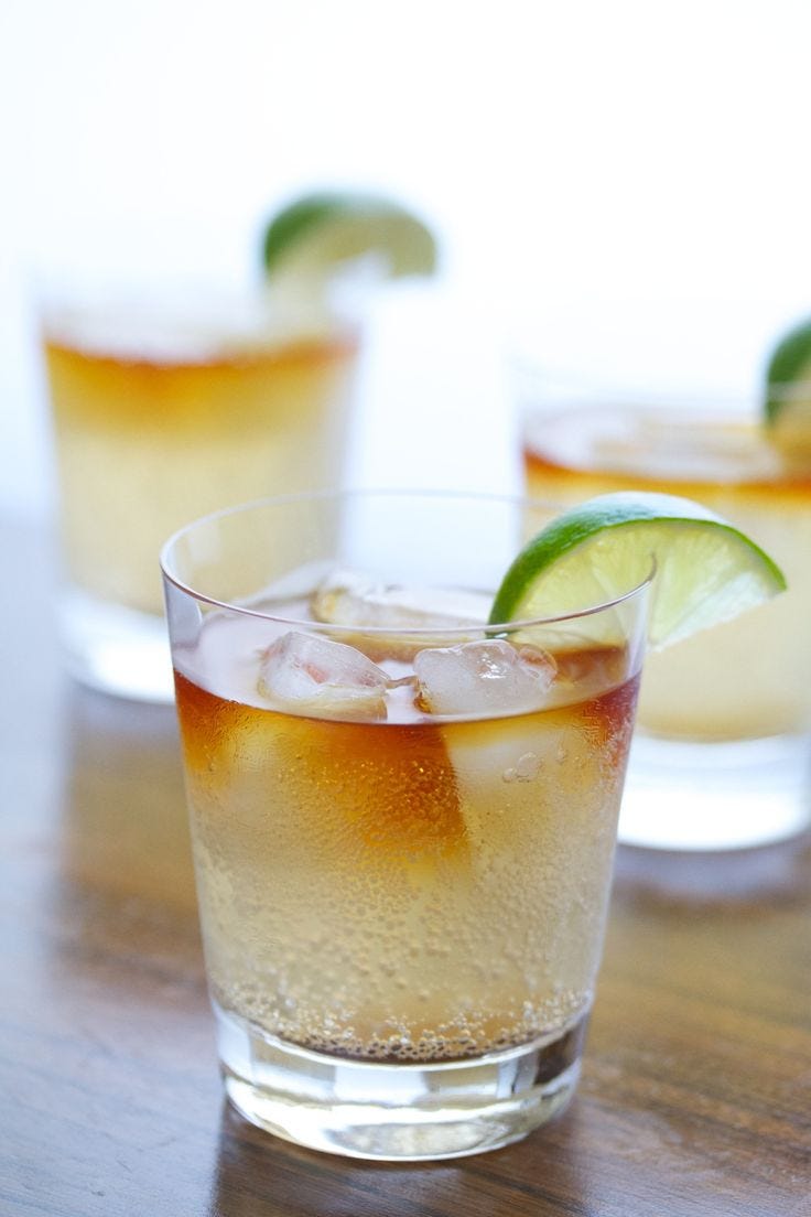 Fluid, Liquid, Drinkware, Drink, Alcoholic beverage, Tableware, Glass, Lemon, Ingredient, Classic cocktail, 