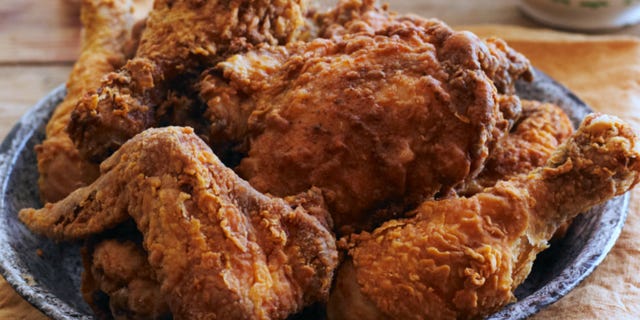 Food, Fried food, Finger food, Dish, Chicken meat, Deep frying, Pakora, Orange, Fried chicken, Recipe, 