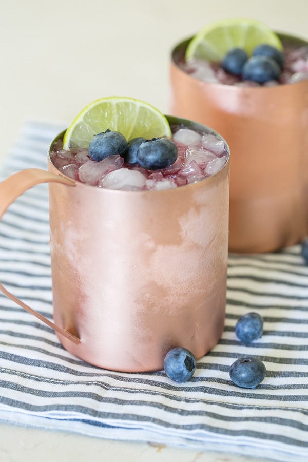 Drink, Tableware, Glass, Food, Ingredient, Fruit, Citrus, Produce, Flowerpot, Cocktail garnish, 