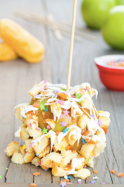 Food, Cuisine, Dish, Ingredient, Produce, American food, Vegetarian food, Salad, Apple, 