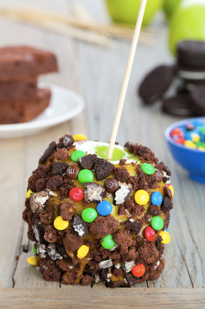 Food, Cuisine, Chocolate brownie, Dish, Dessert, Confectionery, Snack, Sweetness, Baked goods, Ingredient, 