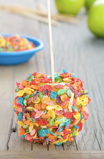 Food, Sprinkles, Confectionery, Candy apple, Sweetness, Candy, Candy corn, Fruit, Apple, Party supply, 